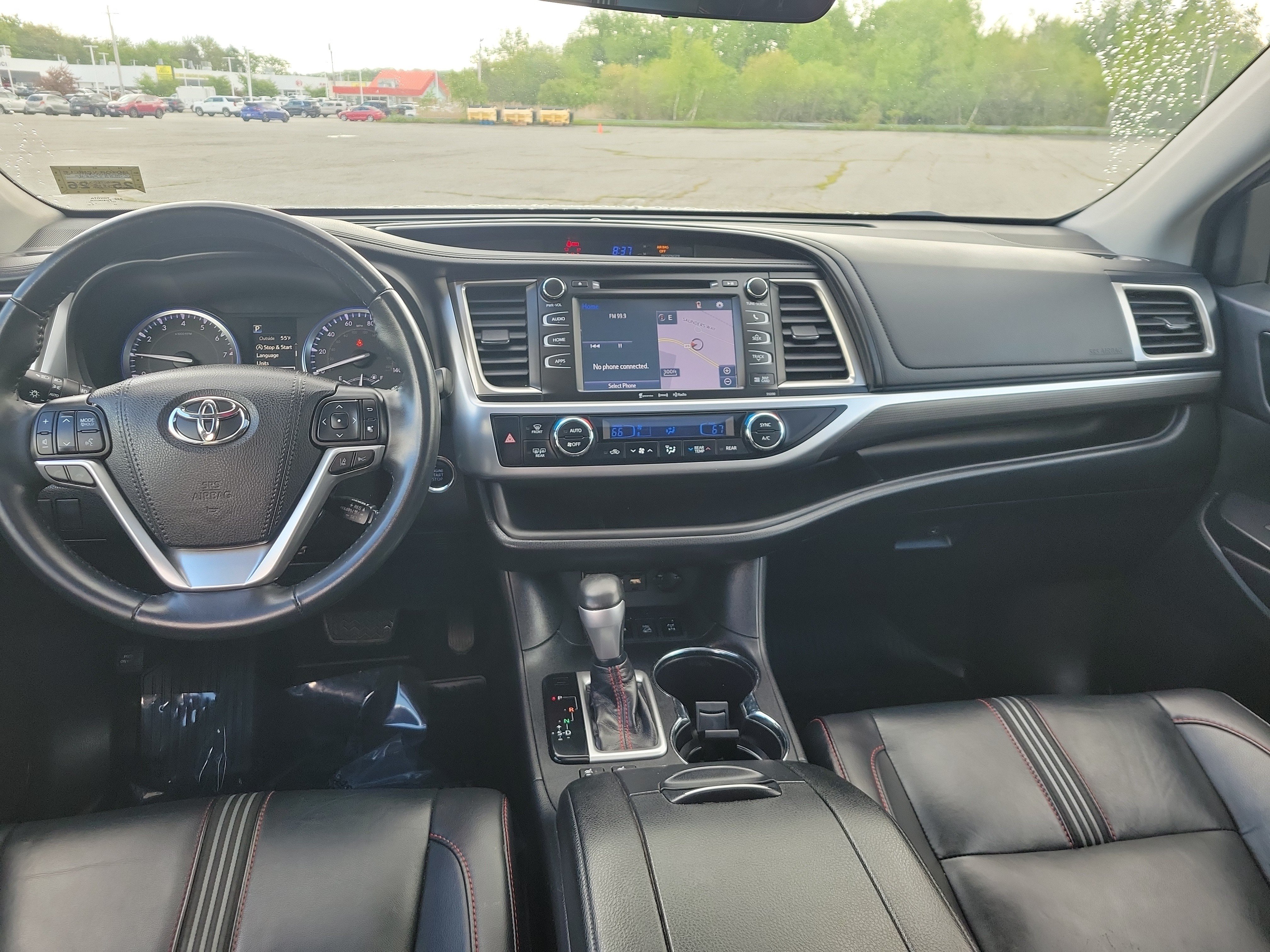 Used 2019 Toyota Highlander SE AWD/4WD image 19