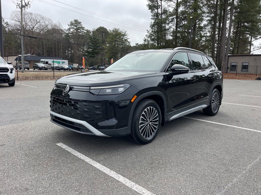 New 2026 Volkswagen Tiguan S FWD image 2