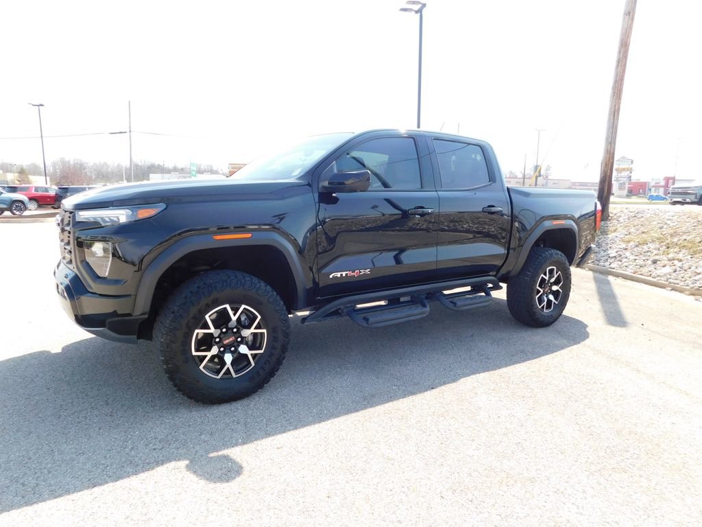 Used 2023 GMC Canyon AT4X image 10