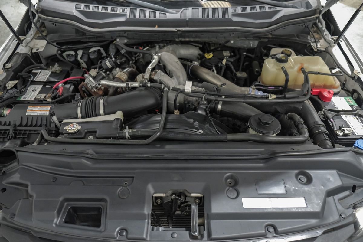 Used 2021 Ford F550 4x4 Crew Cab Super Duty w/ Power Equipment Group image 52