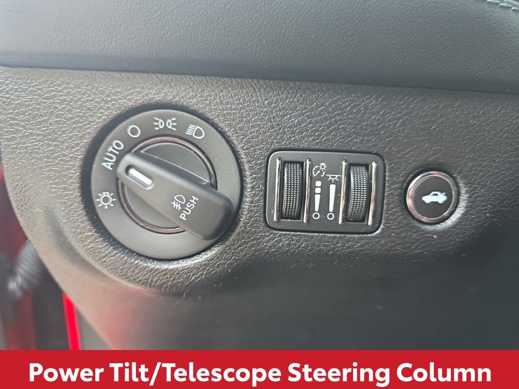 Used 2022 Dodge Challenger SXT w/ Plus Package image 24