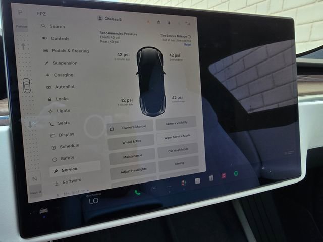 Used 2022 Tesla Model S AWD/4WD image 54
