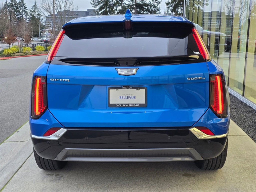 New 2026 Cadillac Optiq Luxury 1 image 4