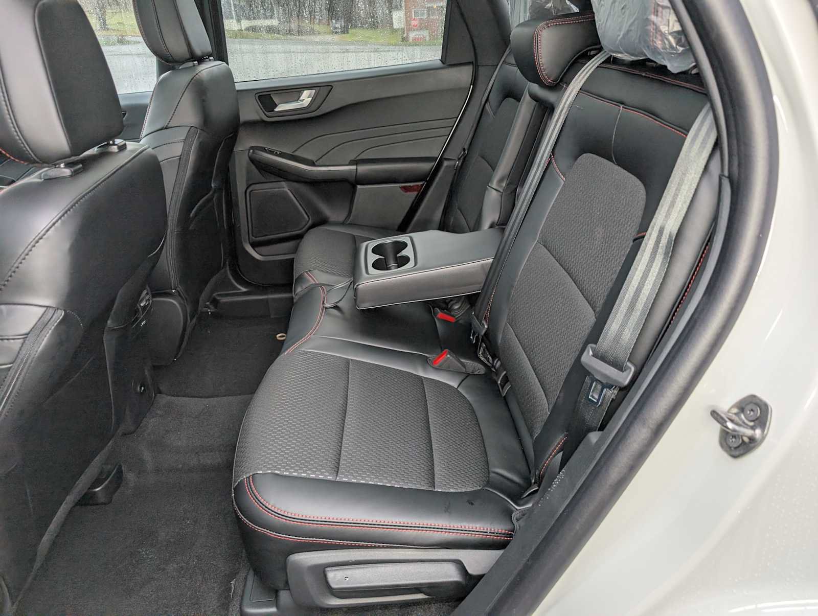 New 2026 Ford Escape ST-Line Select w/ Tech Pack #1 AWD/4WD image 16