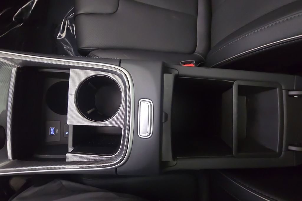 Used 2023 Hyundai Santa Fe Limited w/ Cargo Package image 22