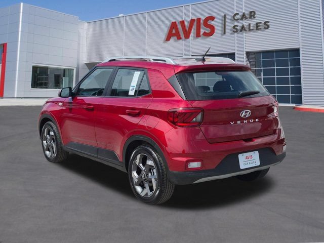 Used 2025 Hyundai Venue SEL FWD image 9