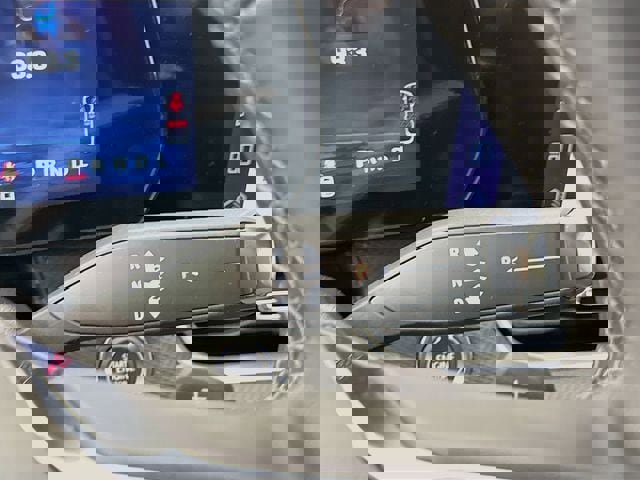 Used 2025 Chevrolet Equinox LT w/ Safety and Technology Package image 18