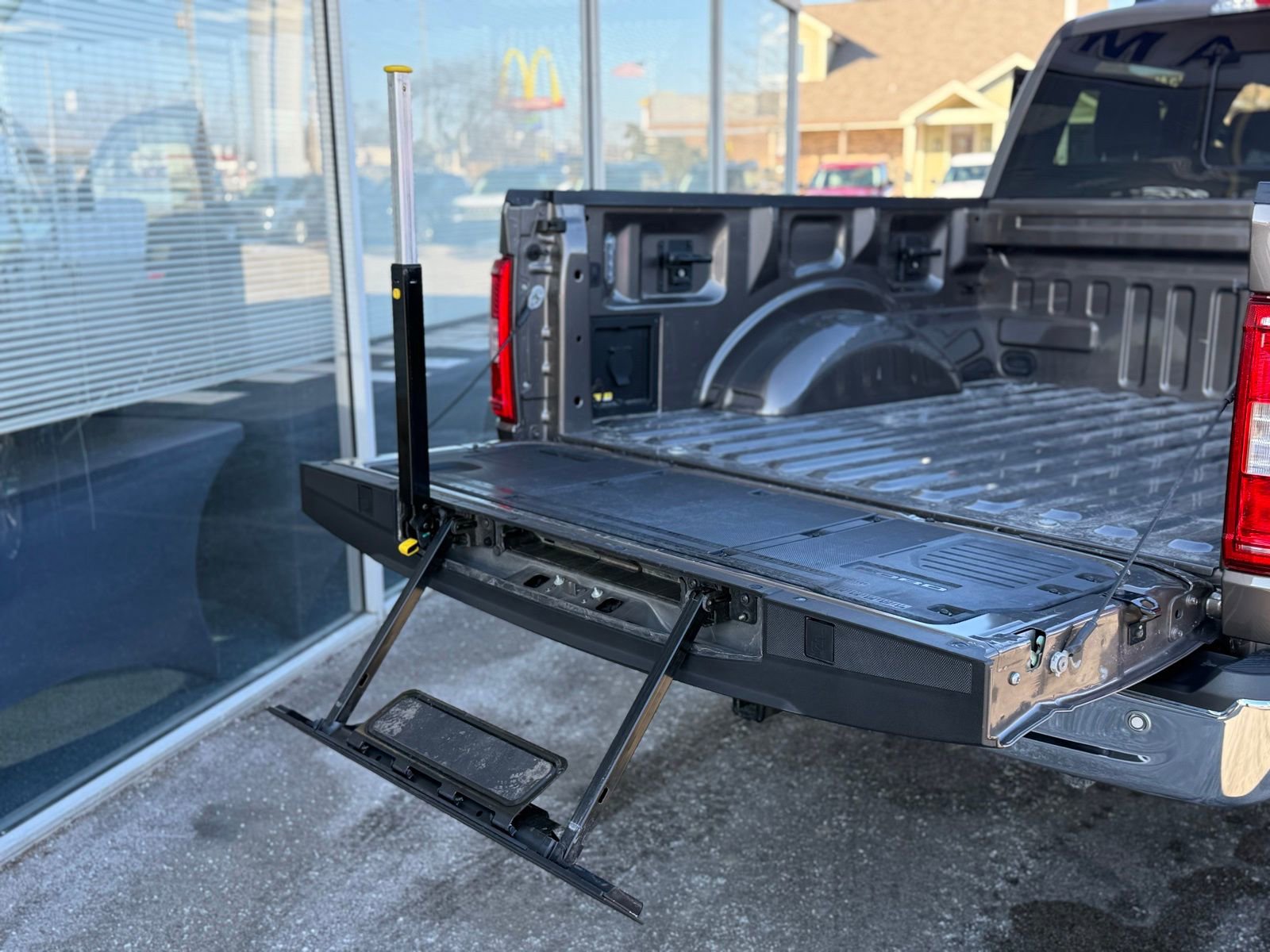 Used 2023 Ford F150 XLT w/ Equipment Group 302A High image 35