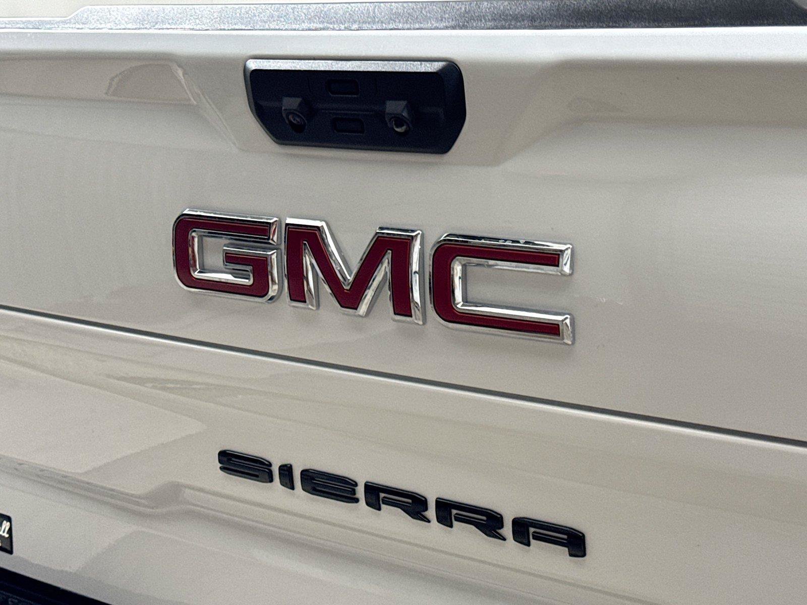 New 2026 GMC Sierra 1500 AT4 w/ AT4 Premium Package AWD/4WD image 18