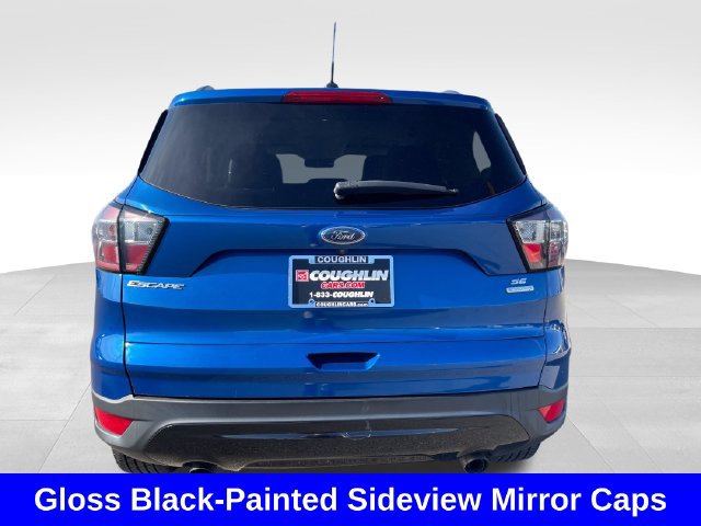 Used 2017 Ford Escape SE w/ SE Sport Appearance Package FWD image 4