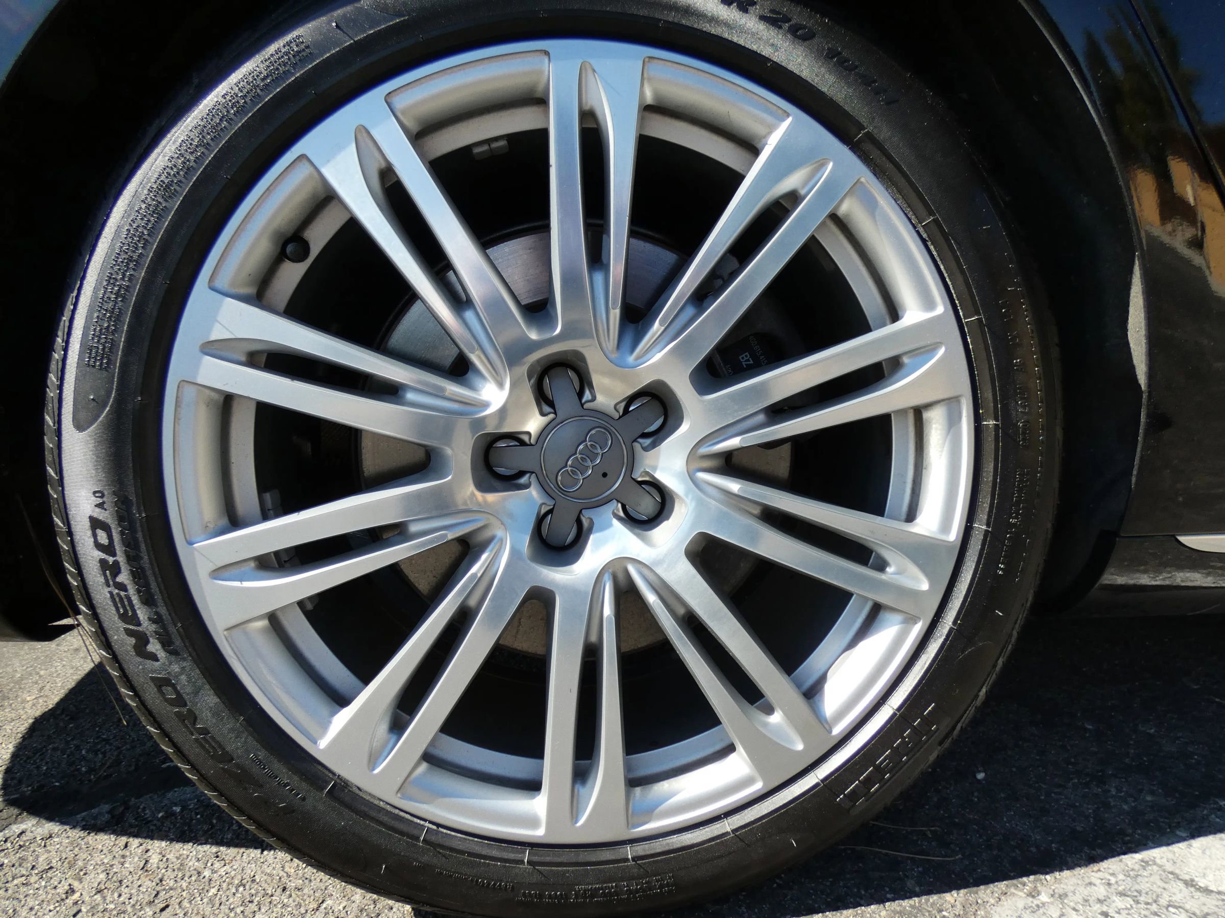 Used 2015 Audi A8 L 4.0T image 22