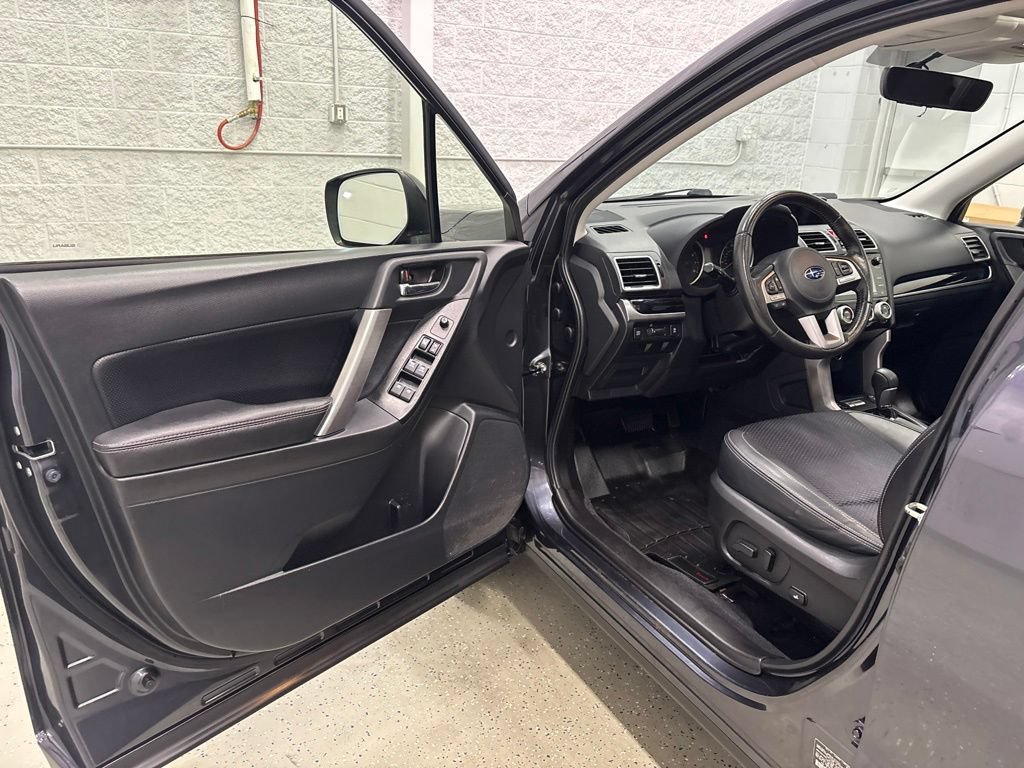 Used 2018 Subaru Forester 2.5i Premium w/ Popular Package #2A AWD/4WD image 13