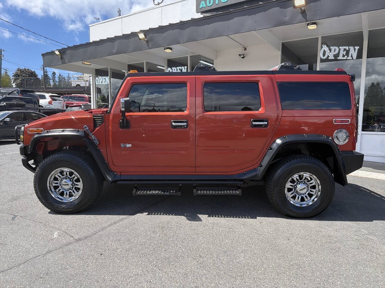 Used 2003 HUMMER H2 w/ Preferred Equipment Group AWD/4WD image 2