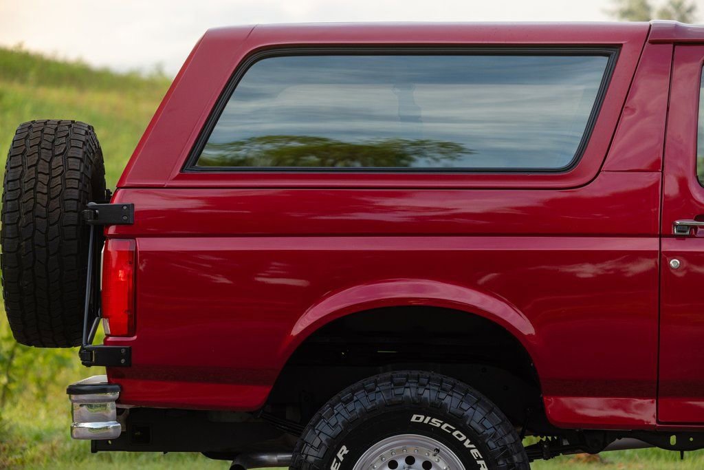 Used 1994 Ford Bronco XLT image 20