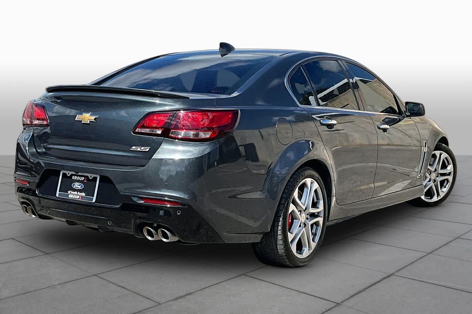 Used 2017 Chevrolet SS RWD image 13