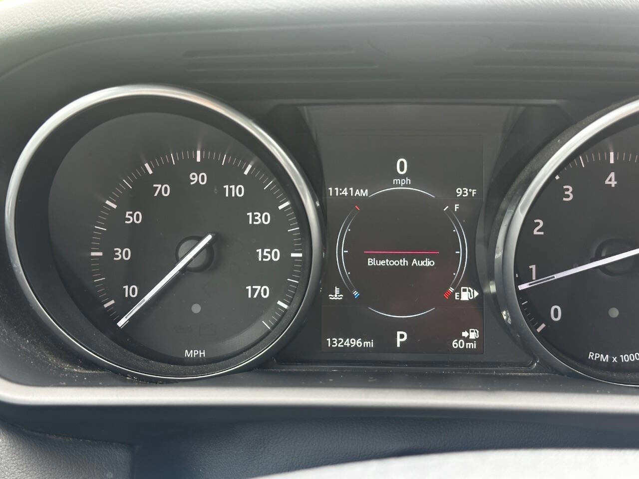 Used 2016 Land Rover Range Rover Sport SE image 16