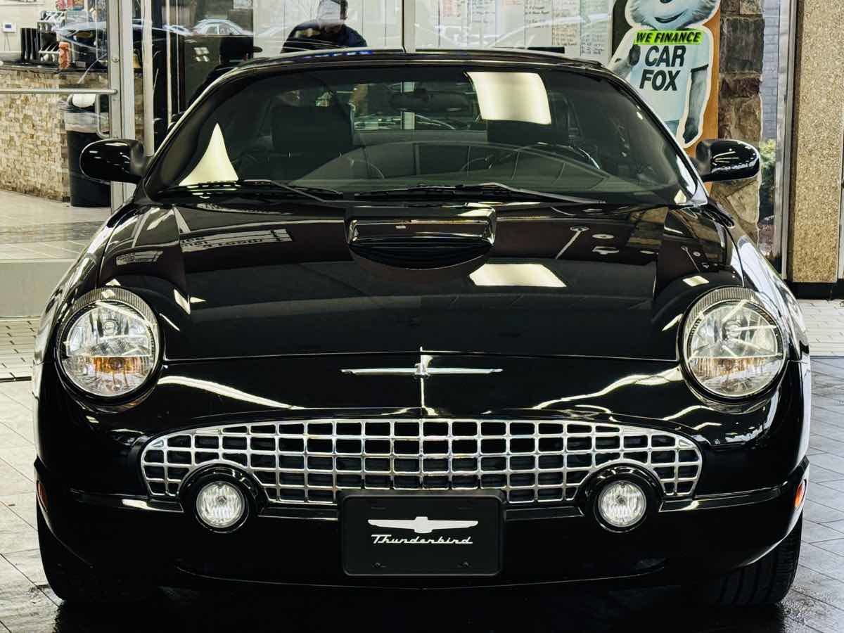 Used 2002 Ford Thunderbird Deluxe image 5