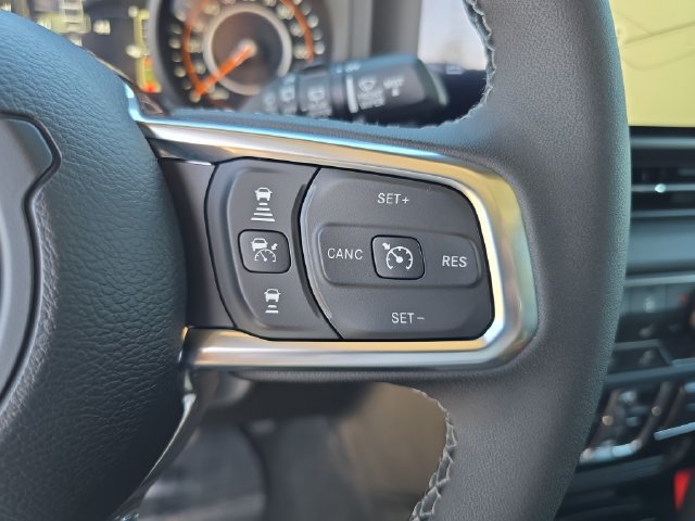 New 2026 Jeep Wrangler Unlimited Sahara AWD/4WD image 24