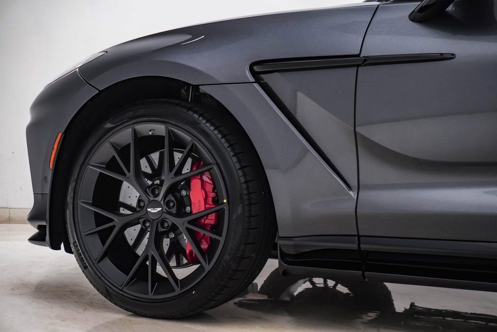 New 2026 Aston Martin DBX 707 image 14