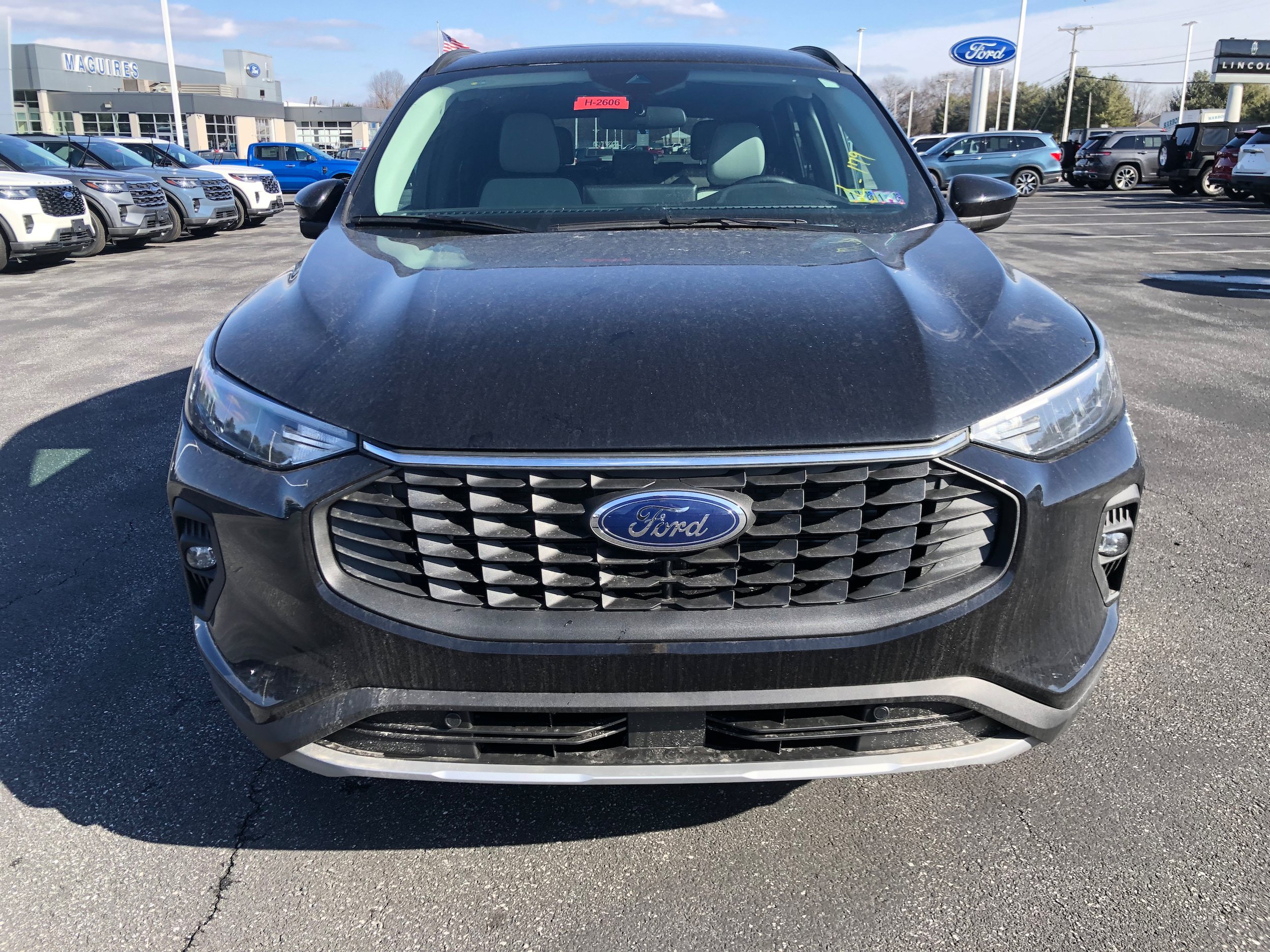 New 2025 Ford Escape SE w/ Class II Trailer Tow Package FWD image 8