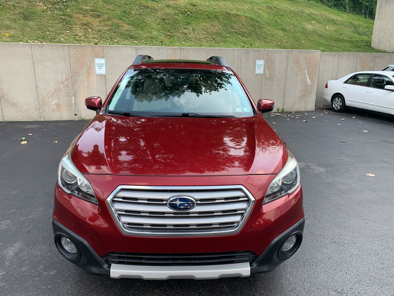 Used 2016 Subaru Outback 2.5i Limited AWD/4WD image 5