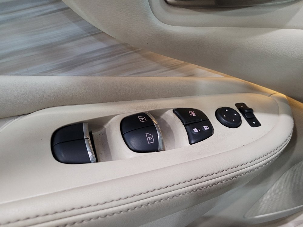 Used 2018 Nissan Murano Platinum w/ Cargo Package image 27