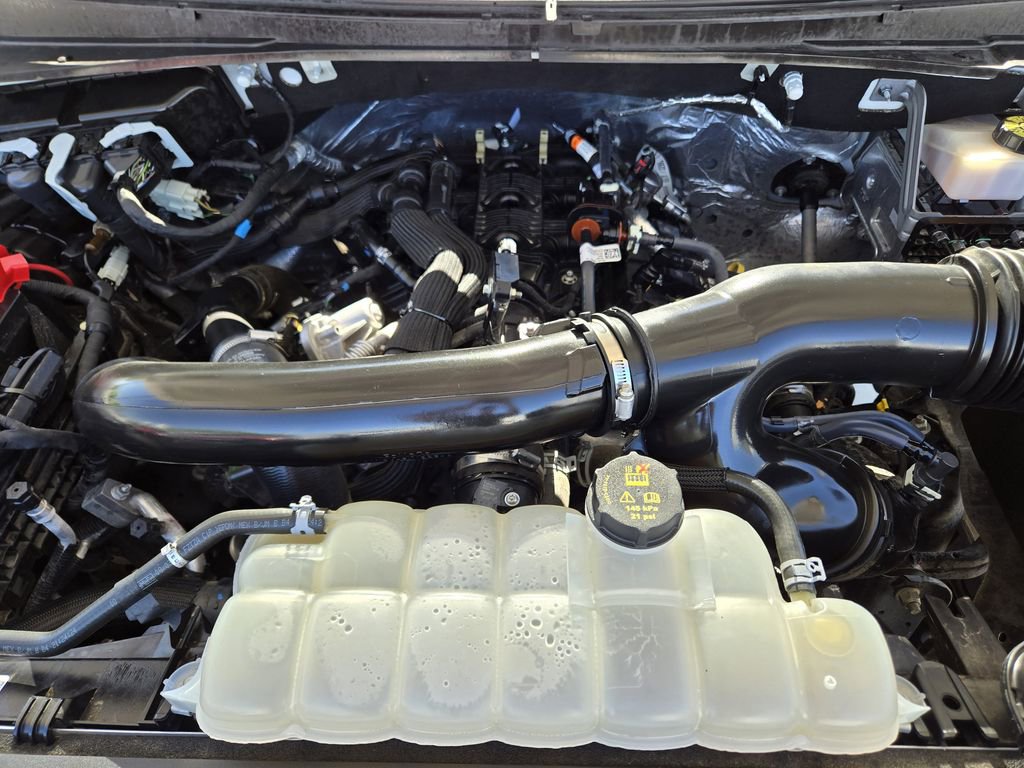 Used 2024 Ford Expedition XLT image 41