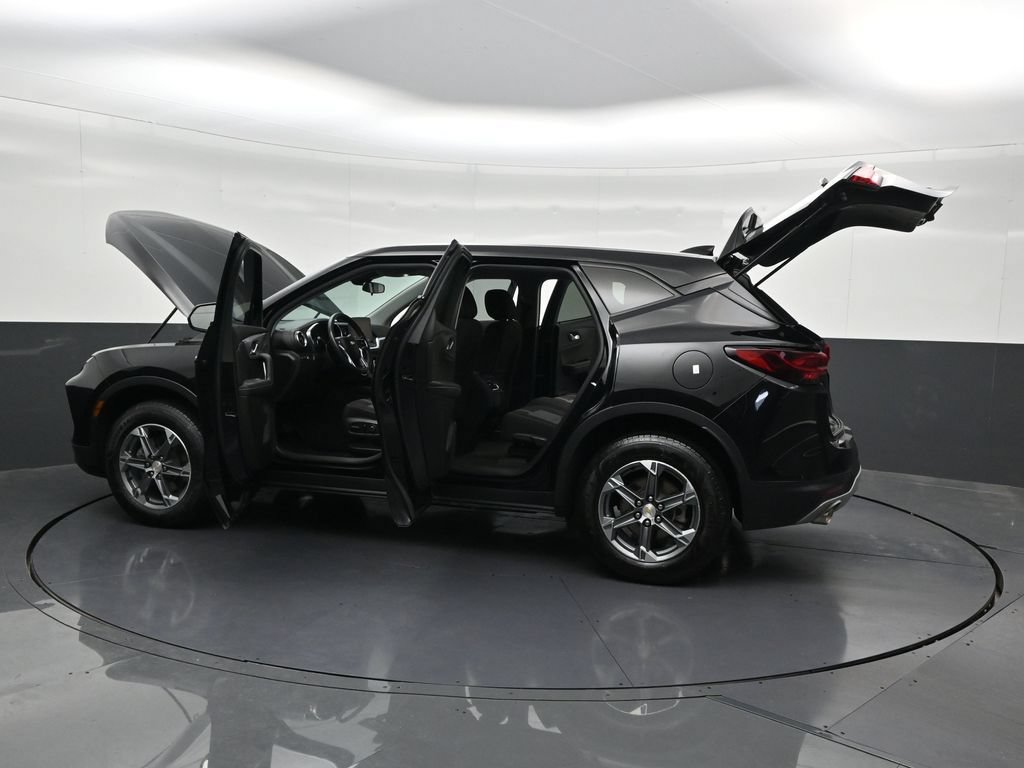 Used 2023 Chevrolet Blazer LT FWD image 39