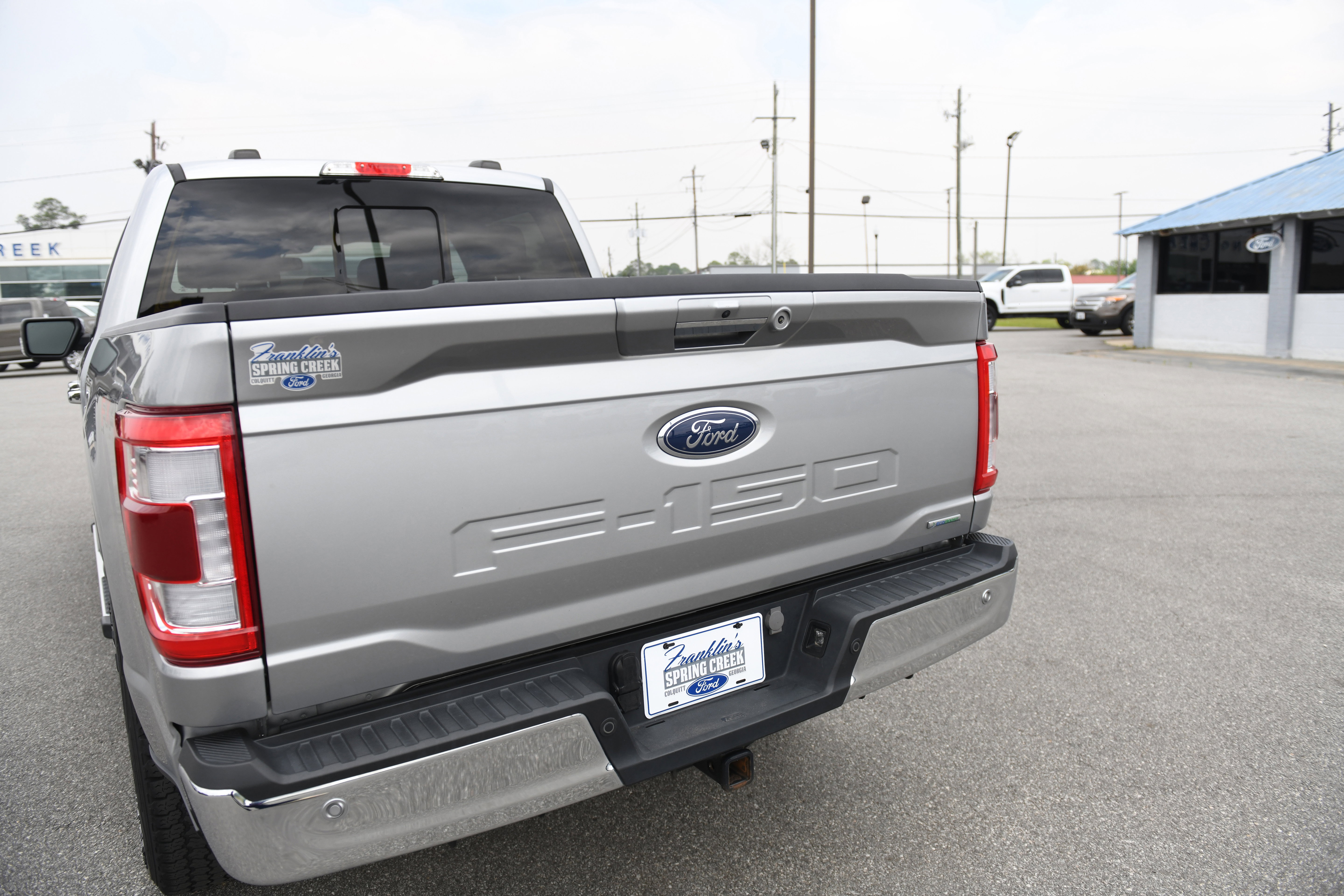 Used 2023 Ford F150 Lariat w/ Max Trailer Tow Package image 13
