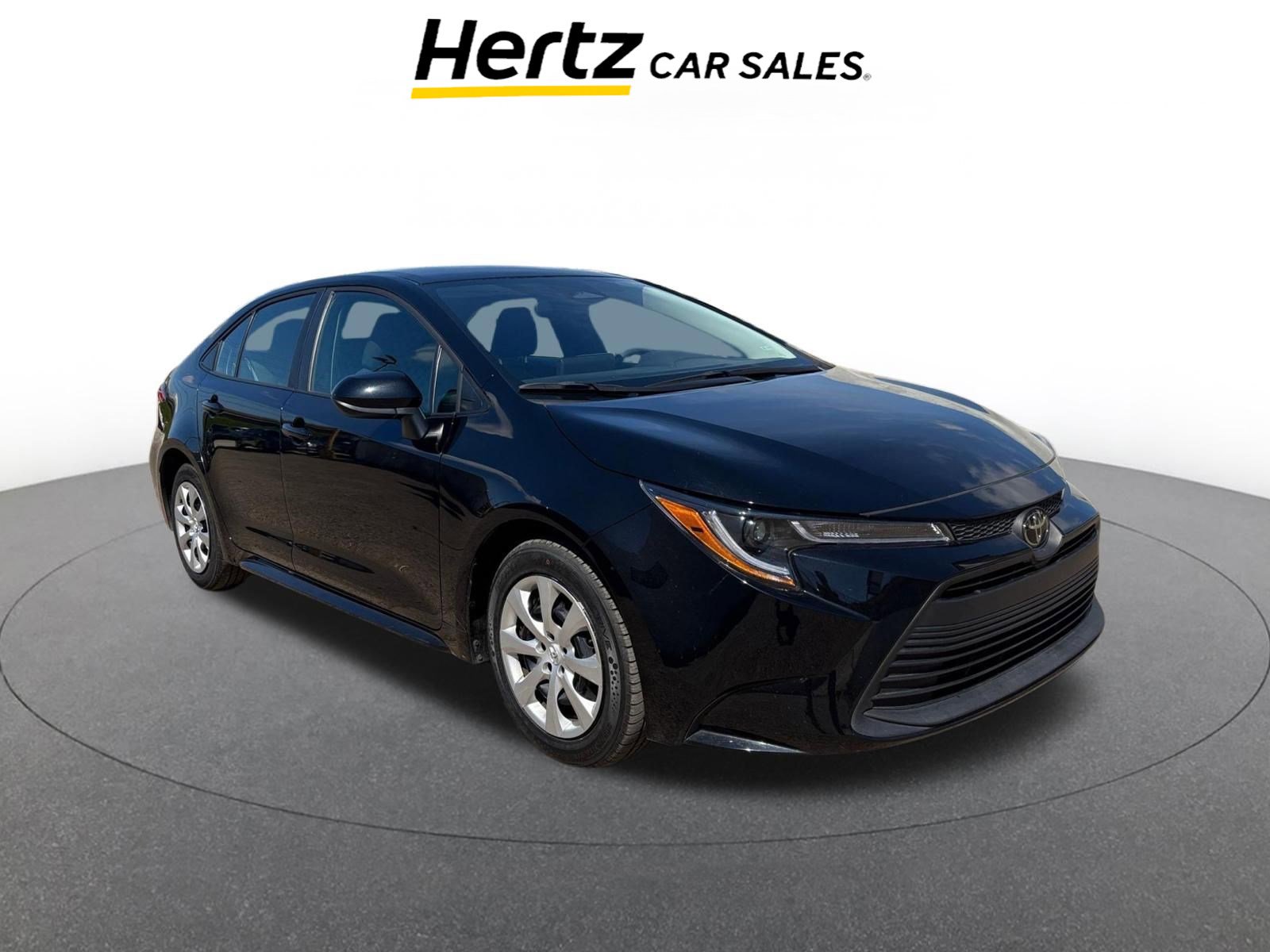 Used 2025 Toyota Corolla LE image 1
