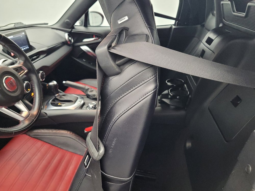 Used 2018 FIAT 124 Spider Abarth image 18