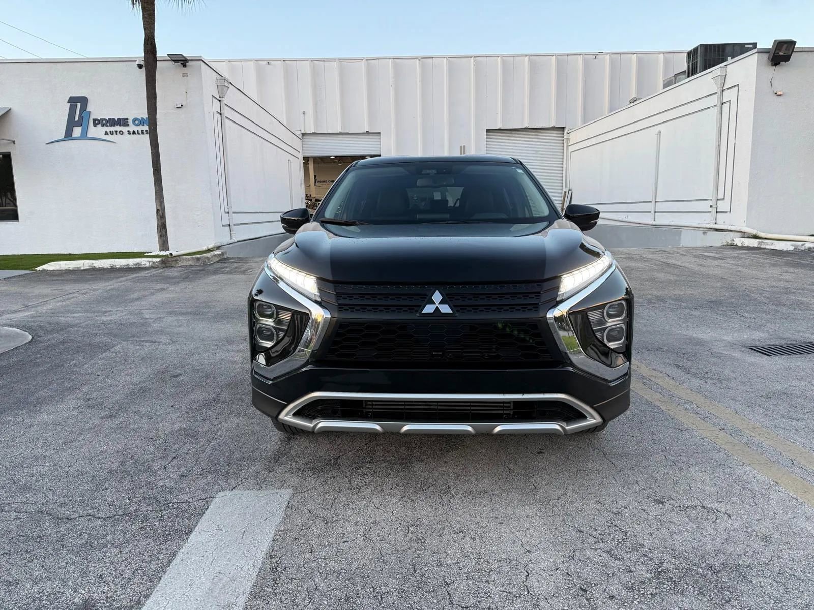 Used 2024 Mitsubishi Eclipse Cross SE image 3