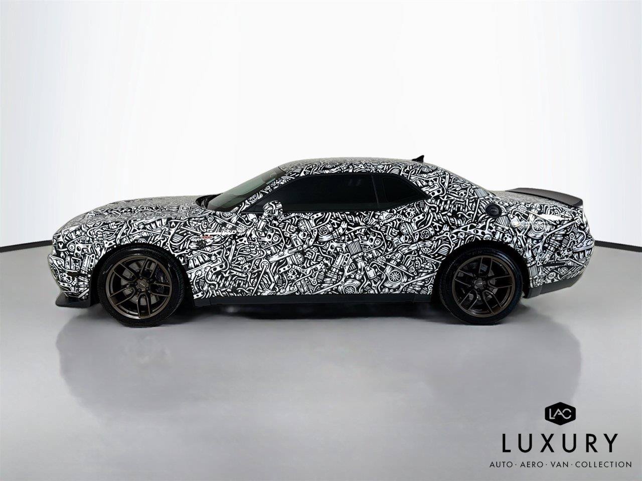 Used 2022 Dodge Challenger SRT Hellcat RWD image 9