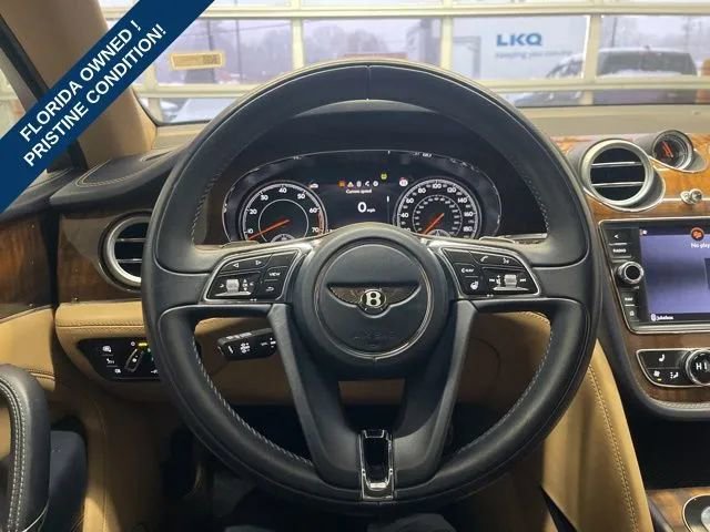 Used 2018 Bentley Bentayga AWD/4WD image 20