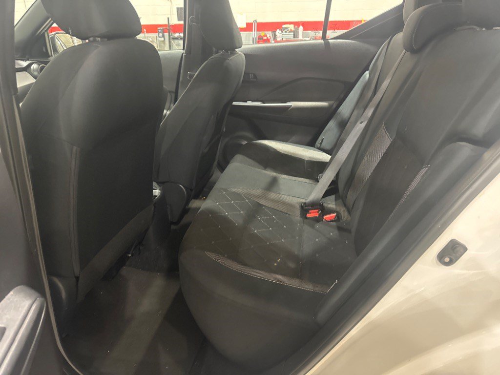 Used 2020 Nissan Kicks S FWD image 41