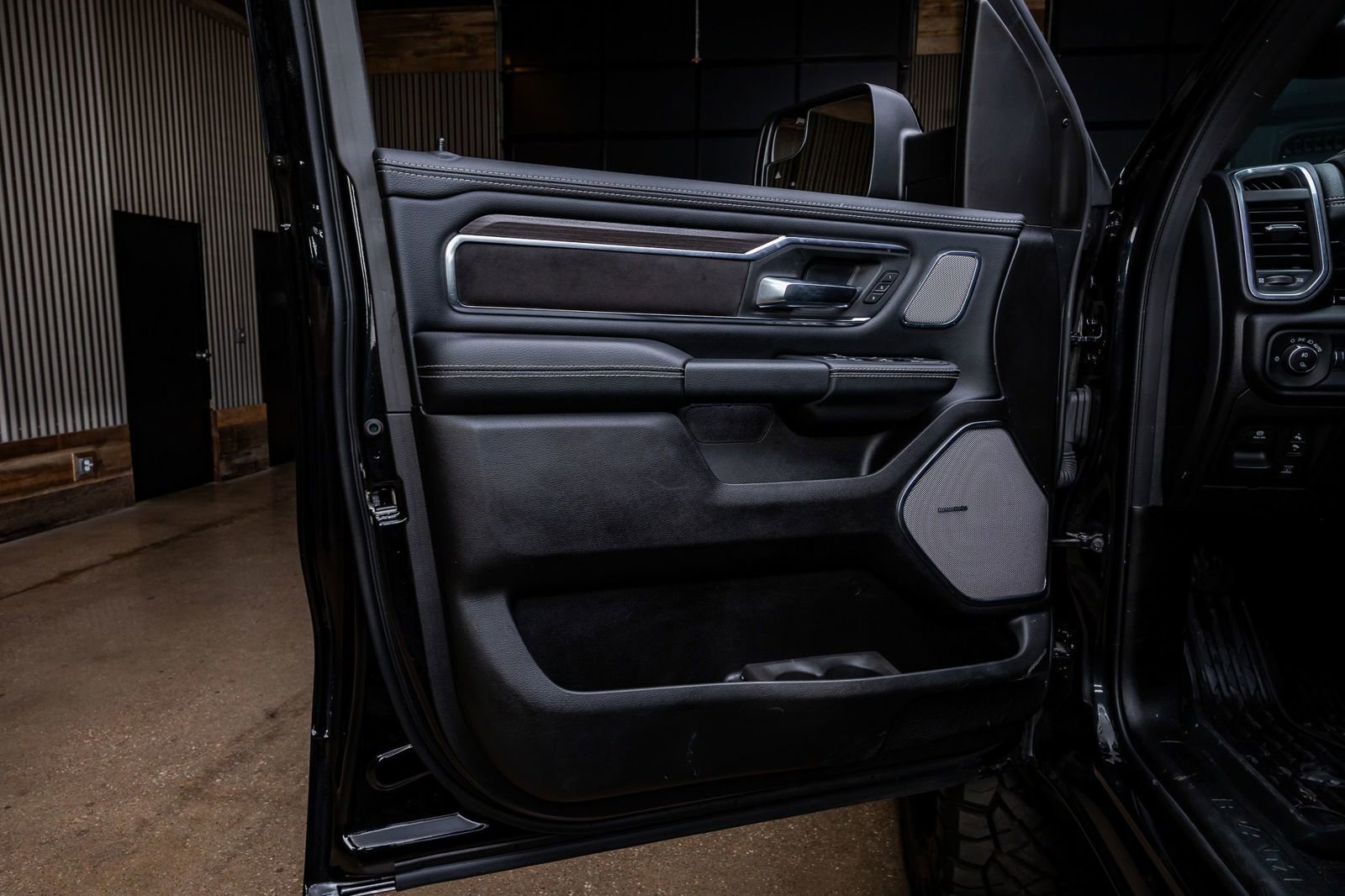 Used 2026 RAM 1500 Laramie image 37