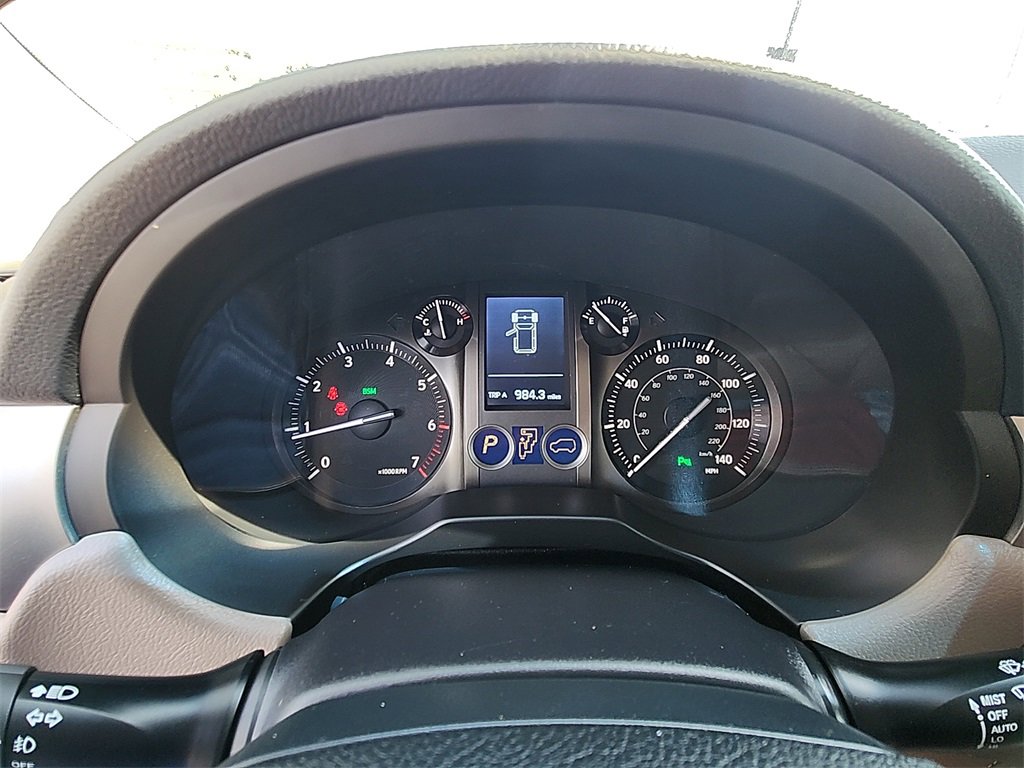 Used 2017 Lexus GX 460 image 16