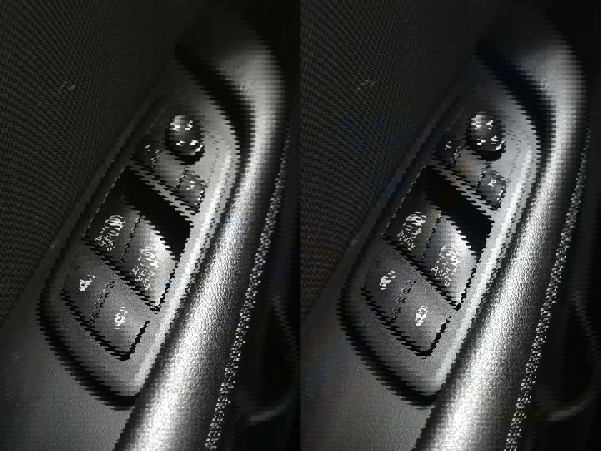 Used 2019 Dodge Challenger SXT image 13