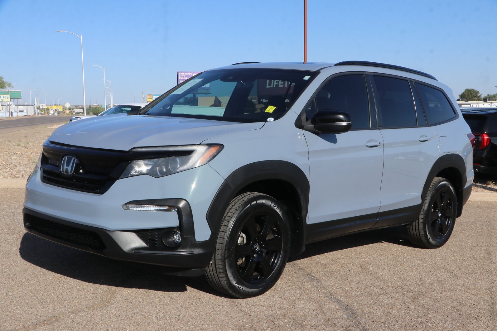 Used 2022 Honda Pilot TrailSport image 3