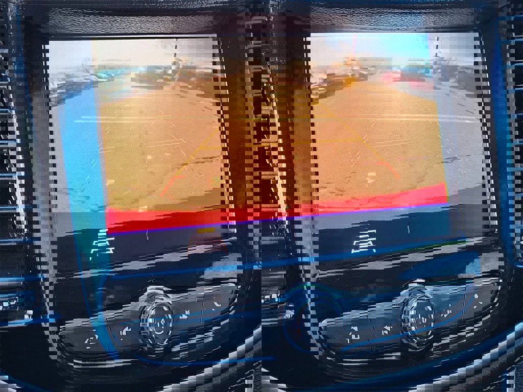 Certified 2020 Chevrolet Trax LT w/ LT Convenience Package image 24