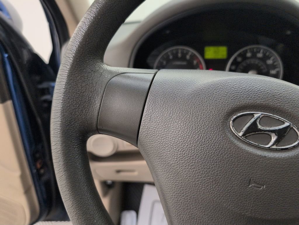 Used 2007 Hyundai Accent GLS FWD image 28