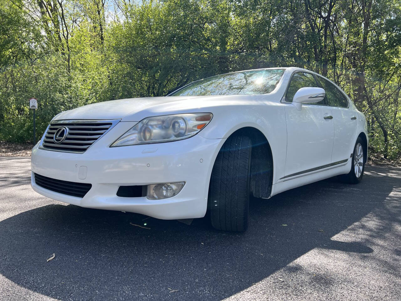 Used 2012 Lexus LS 460 AWD w/ Luxury Value Edition image 3