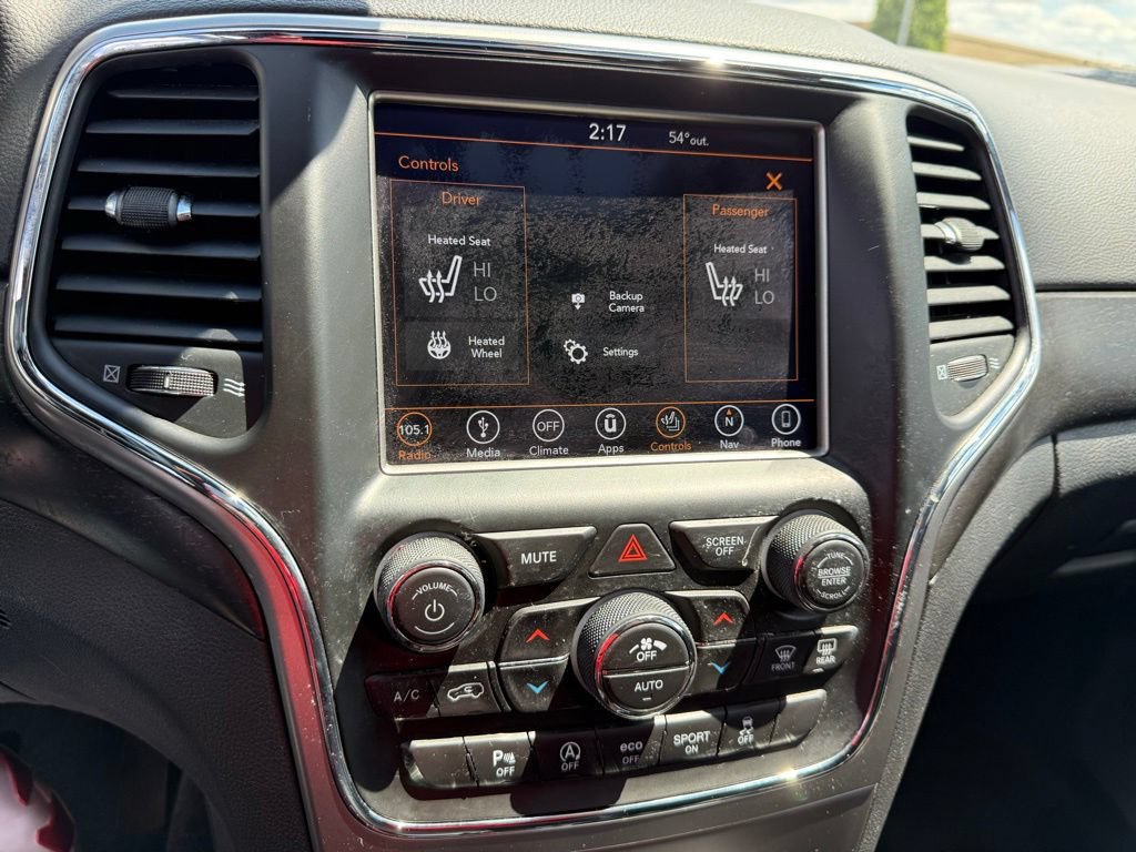 Used 2018 Jeep Grand Cherokee Altitude AWD/4WD image 16