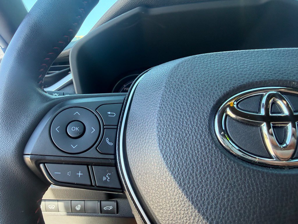 Used 2024 Toyota RAV4 SE w/ Weather & Moonroof Package AWD/4WD image 21