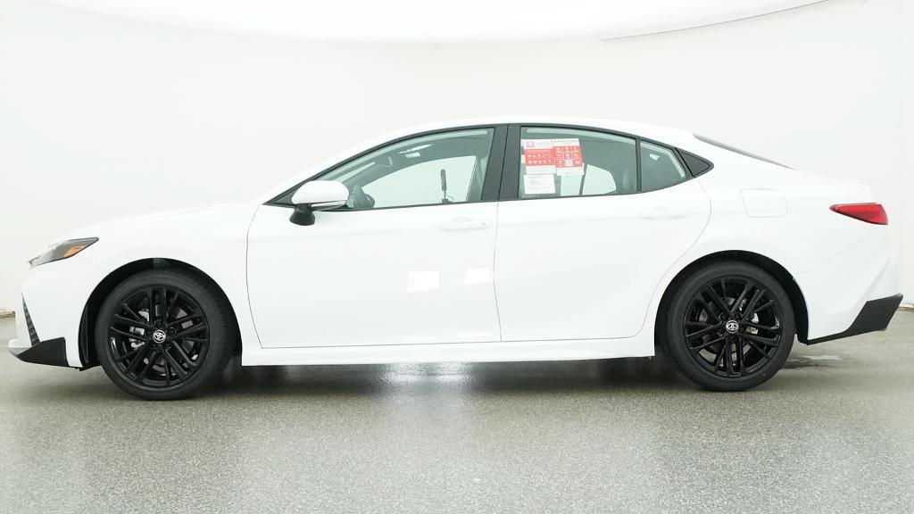 New 2026 Toyota Camry SE FWD image 2