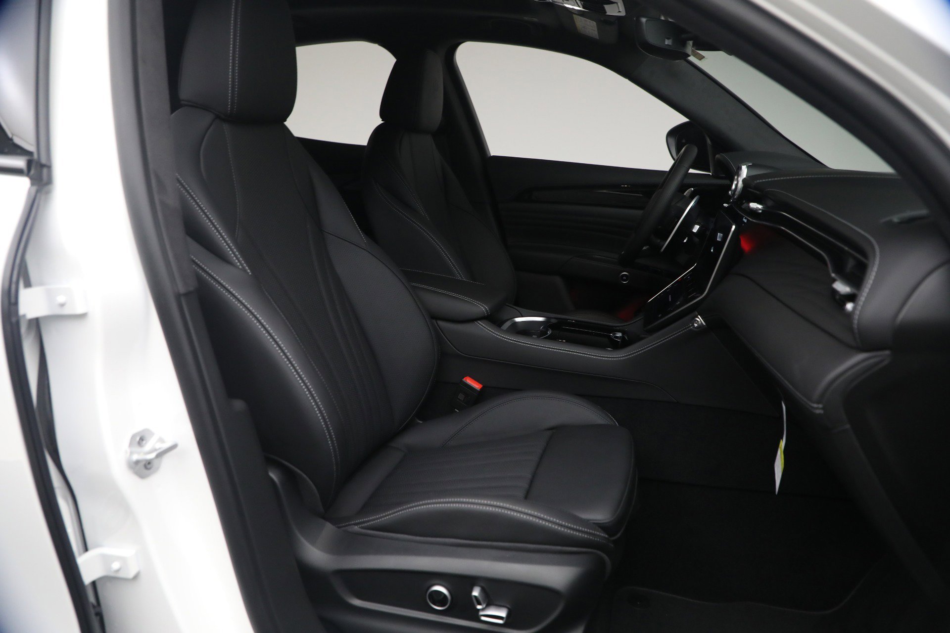 New 2026 Maserati Grecale Modena image 16