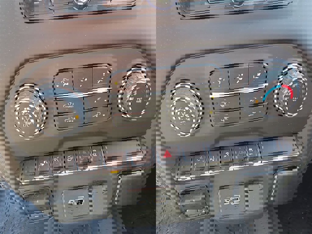 Used 2023 Chevrolet Silverado 1500 Custom w/ Rally Edition image 16