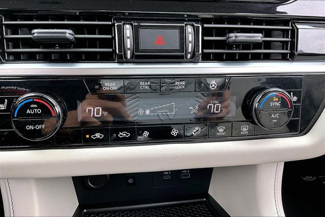 Used 2024 Nissan Pathfinder SL image 15