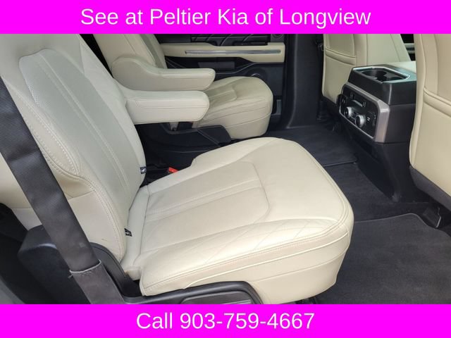 Used 2019 Ford Expedition Platinum RWD image 14