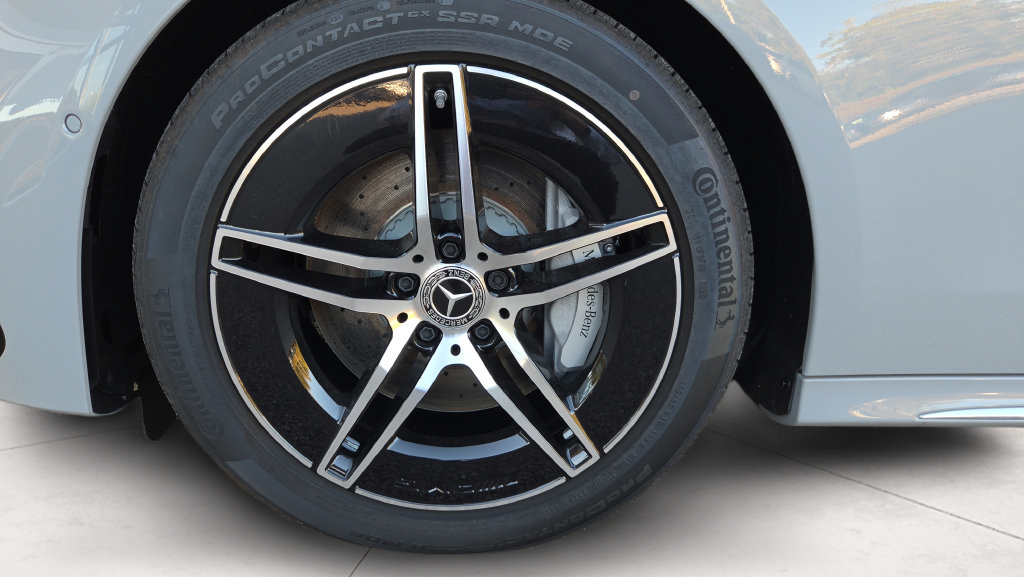 New 2026 Mercedes-Benz E 450 4MATIC Sedan image 9